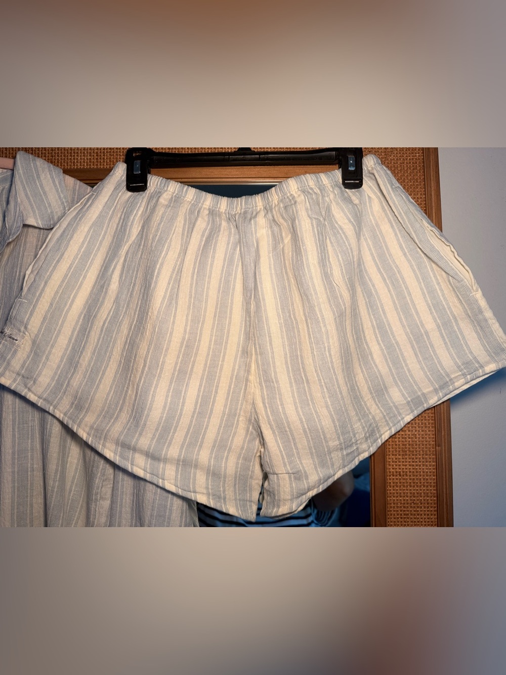 Joah Brown NWT Relaxed Everyday Short Natural White & Blue Stripe Gauze - Picture 12 of 16